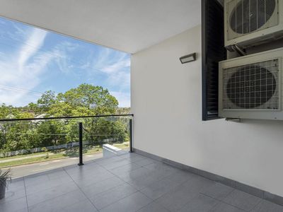10 / 39 Clarence Road, Indooroopilly