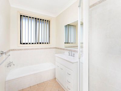 2 / 18 Addison Avenue, Lake Illawarra