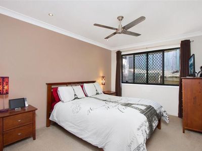 6 Gills Close, Rochedale South