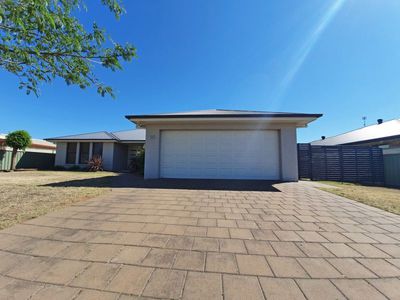 10 Holmwood Drive, Dubbo