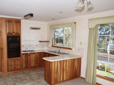 4 / 2A Somerdale Road, Claremont