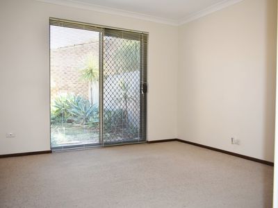 30 Clifton Street, Scarborough