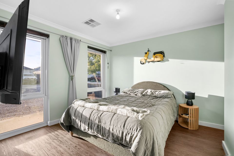 12 ANGOVE ROAD, Baldivis