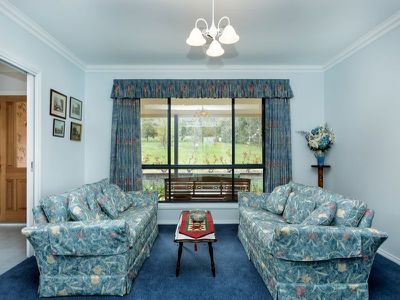 66 Isaacs Avenue, Yackandandah