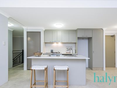 9/76 Newcastle Street, Perth