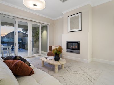 1 The Common, Beaumont