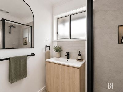 unit 3 / 5 White Street, Kilmore