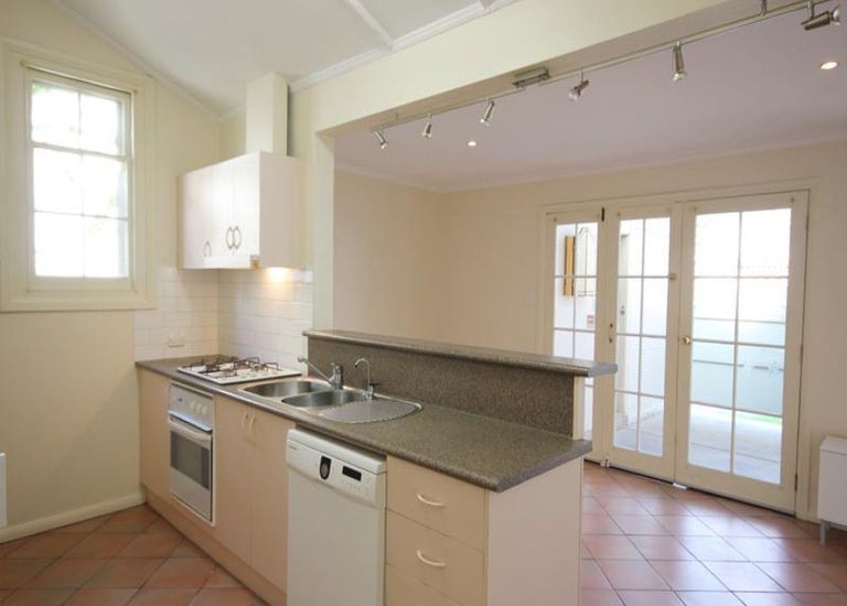 3 Penzance Street, Glenelg