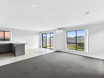 24 Corella Road, Armstrong Creek