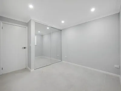 35 & 35a Anthony Crescent, Kingswood