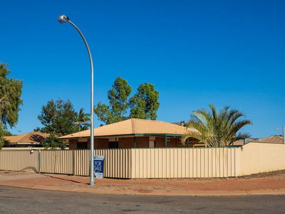 2 Dongara Place, South Hedland