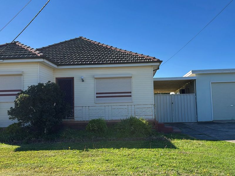 44 High Street, Cabramatta West