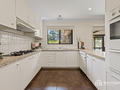 36 Outlook Drive, Dandenong North