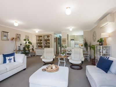 1 / 10 Marine Parade, Merimbula