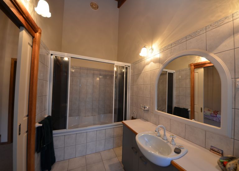 90 Pedrazzies Road, Gorae