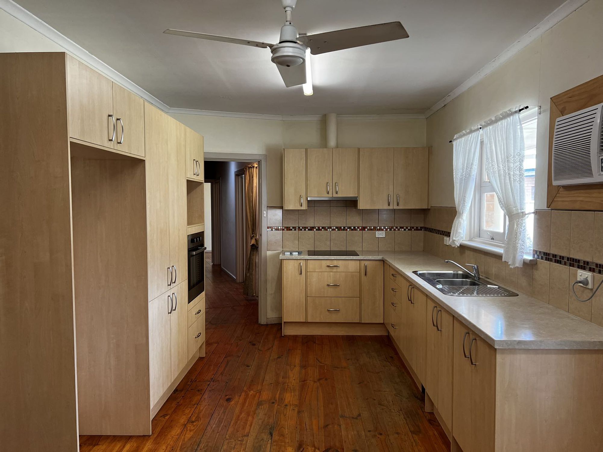 21 Clyde Street, Modbury