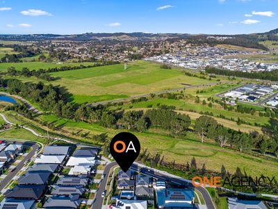 22 Honeybee Crescent, Calderwood