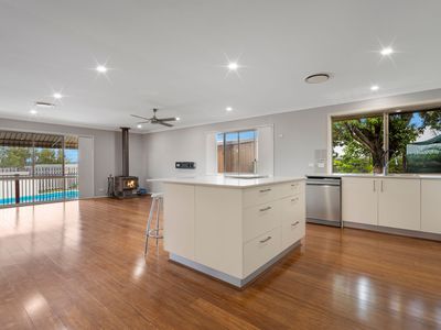 1A Mindona Street, Wishart