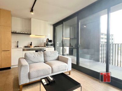 1703 / 33 Coventry Street, Southbank