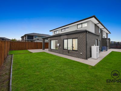 45 Stonefox Circuit, Clyde North