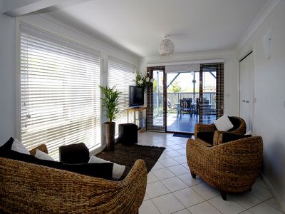 12 Sunbakers Drive, Forster