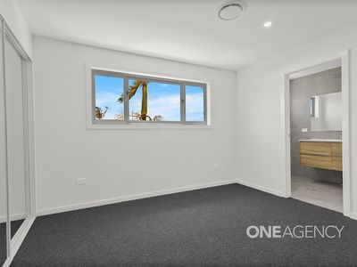 2 / 34 Day Street, Lake Illawarra