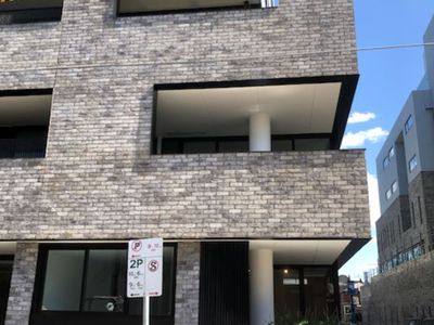 302 / 7 White Street, Windsor