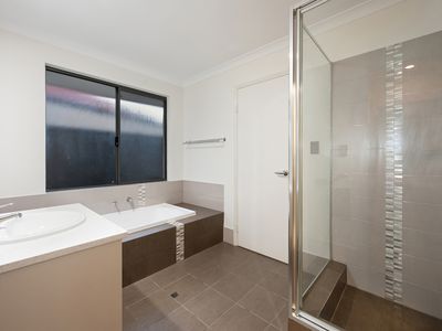 25 Leroy Way, Piara Waters