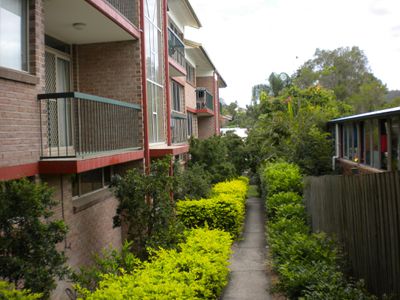 4 / 33 York Street, Indooroopilly