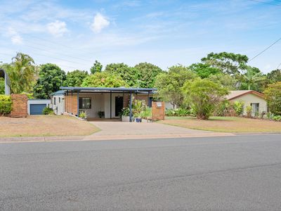 11 Tower Avenue, Atherton