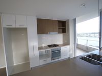 4054 level 11 / 37C Harbour Road, Hamilton