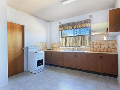 4 / 32 Hoskins Avenue, Kemblawarra