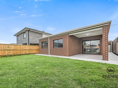 17 Orleana Way, Clyde North