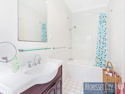 8 Mulloka Rd, Mirrabooka