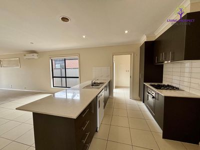 80 Victorking Drive, Point Cook