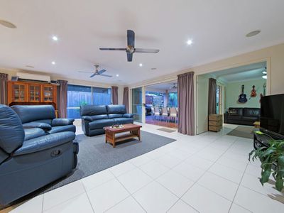 23 Feathertail Place, Gumdale
