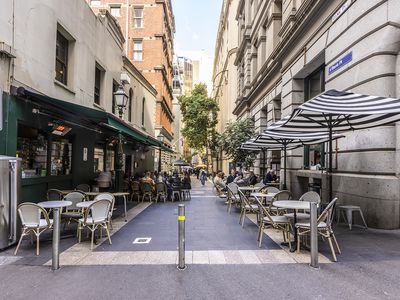 62 / 18-20 Bank Place, Melbourne