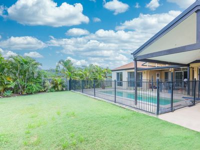 33 Audrey Avenue, Helensvale