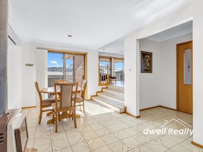 22 CATER CRESCENT, Sussex Inlet