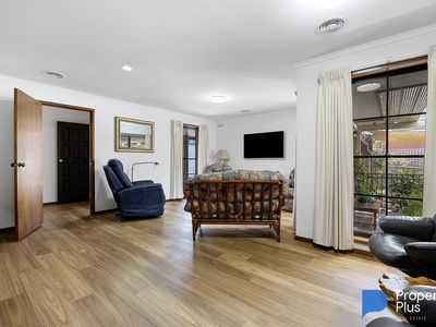 54 Putnam Avenue, Strathdale