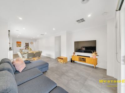 42 Westbury Avenue, Rockbank