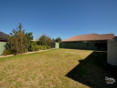 38 Shoalhaven Parkway, Dubbo