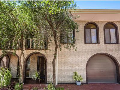 4 / 12 Henson Street, Mandurah