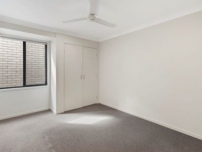 5 Miner Crescent, Pallara