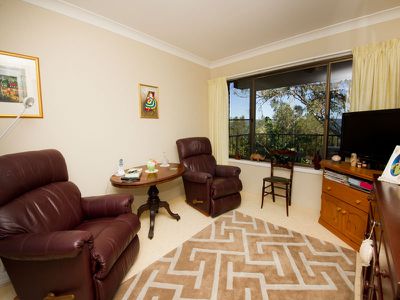 13 Green Point Drive, Green Point