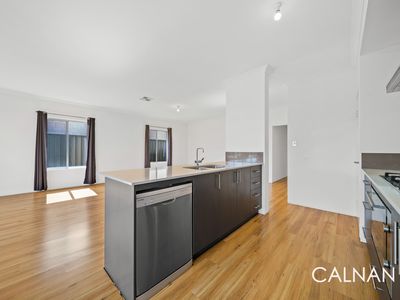 11 Agata Lane, Hammond Park