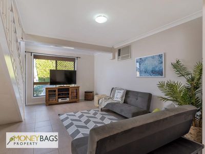 1 / 2 Delanty Court, Edens Landing