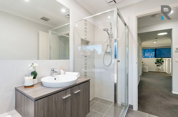 30 Flourish Circuit, Greenvale