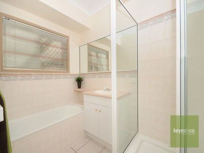 33 Fielding Way, Kirwan