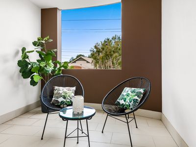 9 / 159 Clarence Road, Indooroopilly